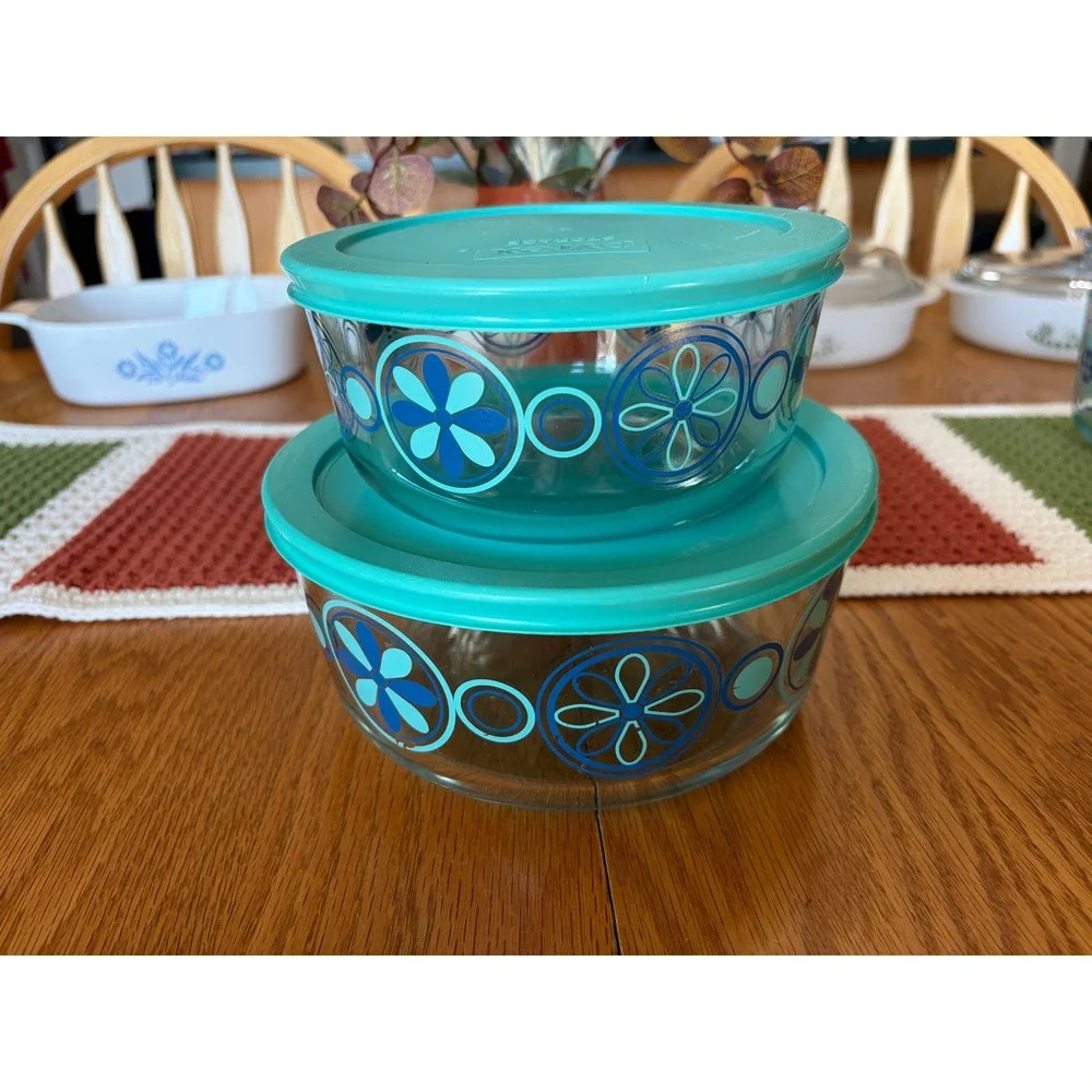 Pyrex 4 Piece Glass Food Storage Set Teal Blue Floral Bowls with Lids 7201 7402